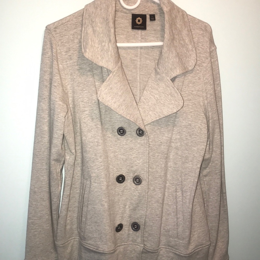 Amber sun gray jacket